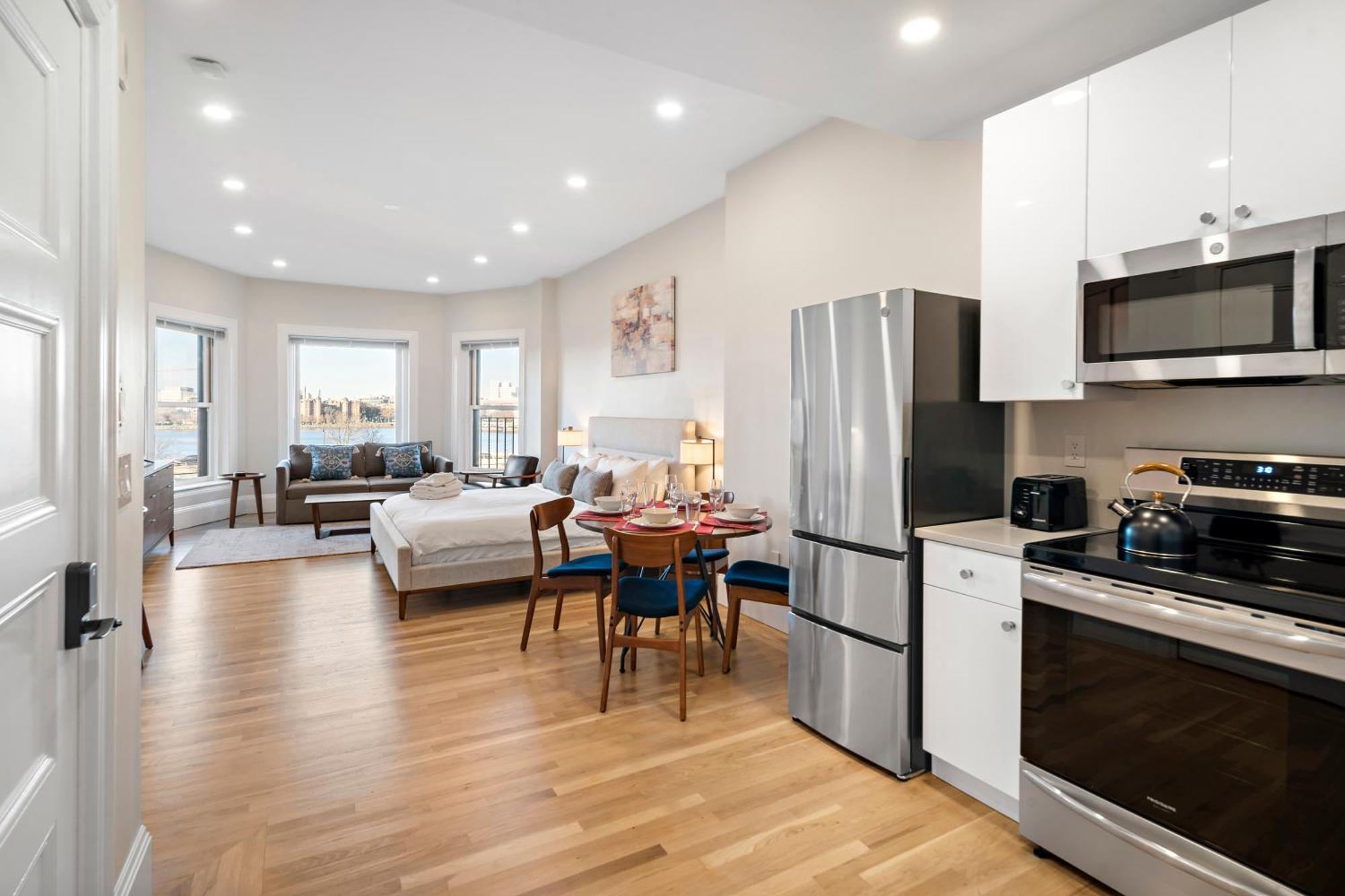 Charlesgate Suites Бостон Экстерьер фото