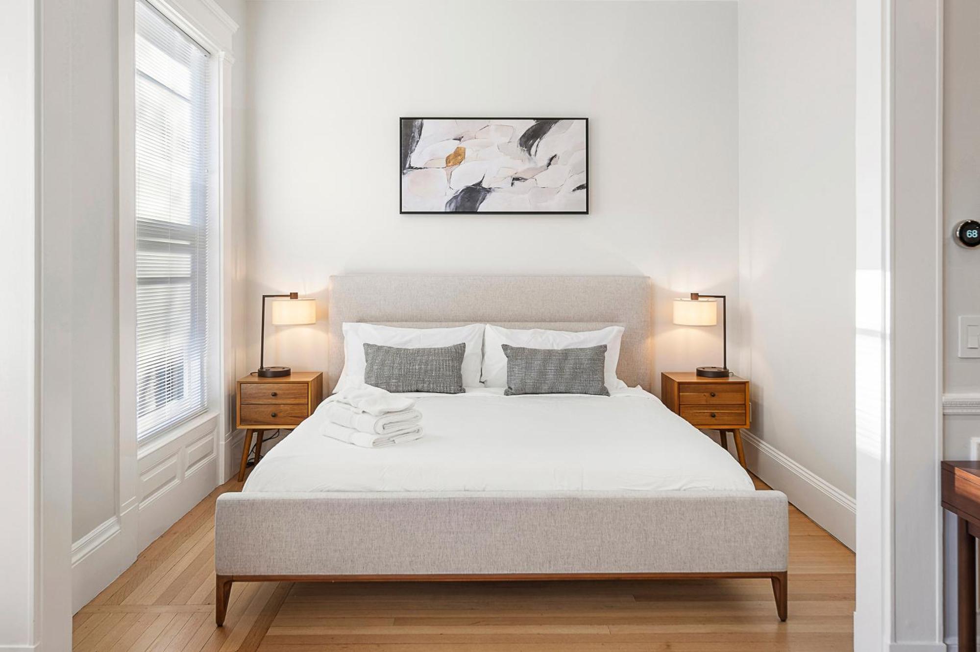 Charlesgate Suites Бостон Экстерьер фото