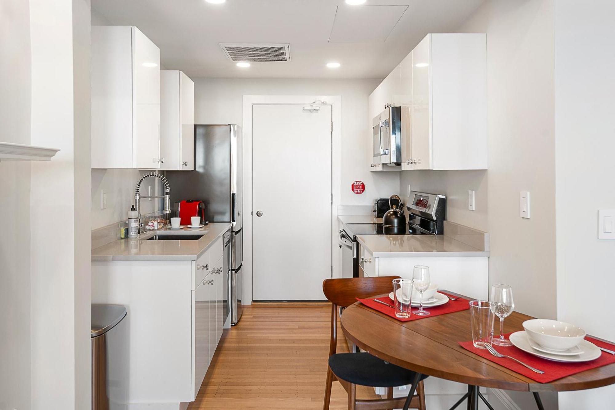 Charlesgate Suites Бостон Экстерьер фото