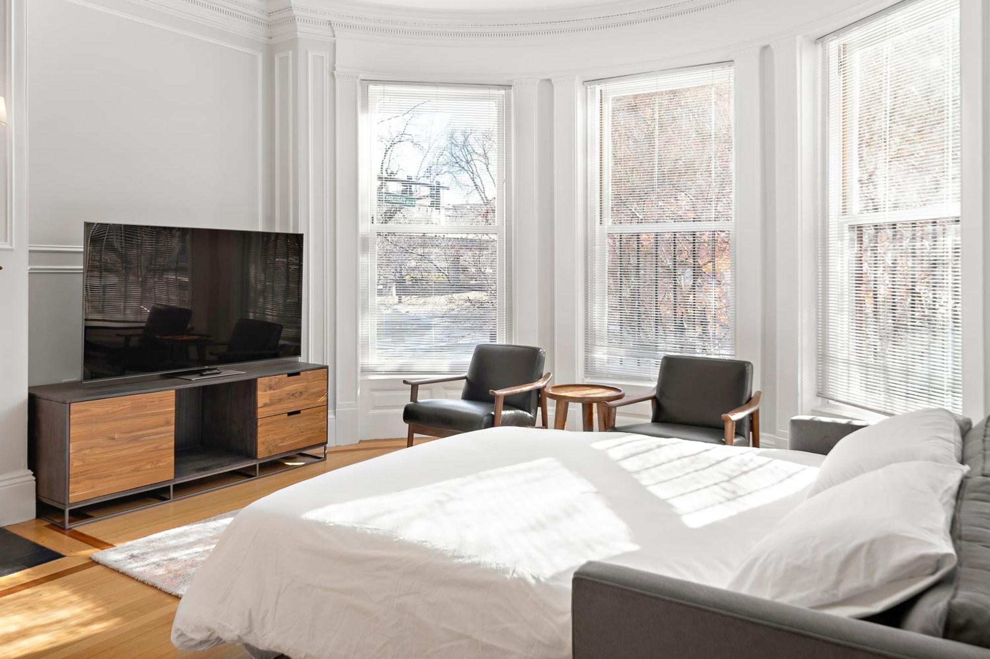 Charlesgate Suites Бостон Экстерьер фото